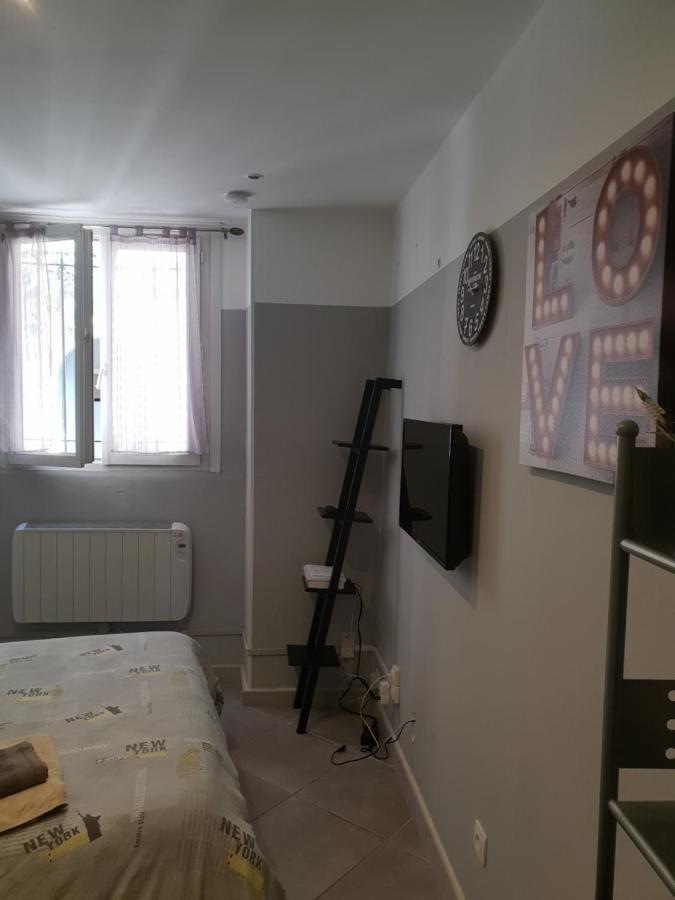 Chambre cosy Arles Extérieur photo