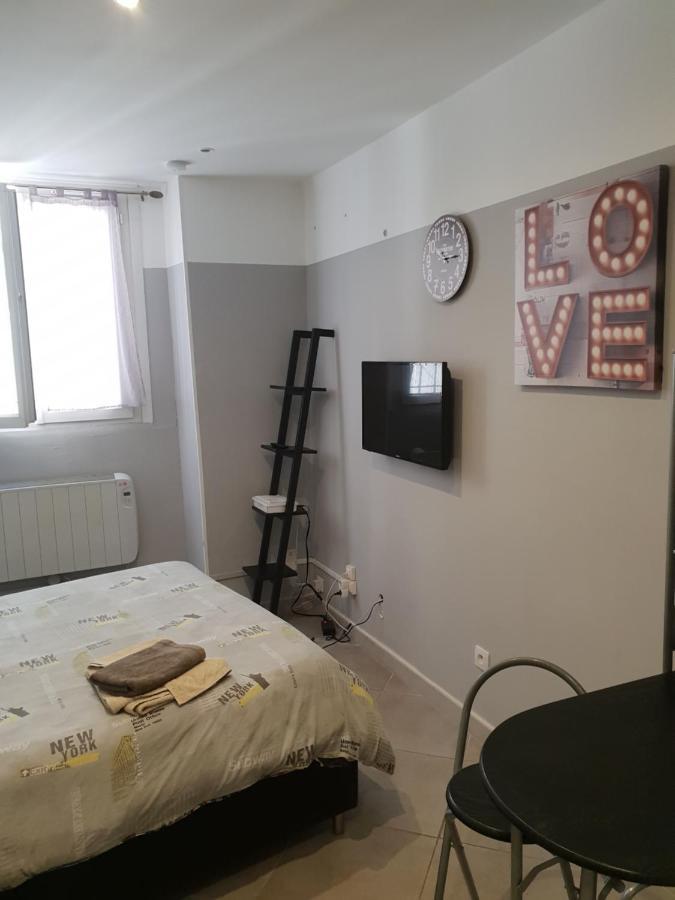 Chambre cosy Arles Extérieur photo